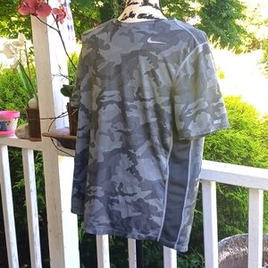 NIKE Running Camo Short Sleeve Shirt Men's Large DriFit